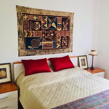 Beautiful With Balcony Pula