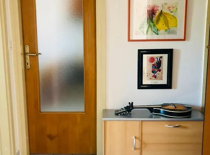 Beautiful With Balcony * Pula